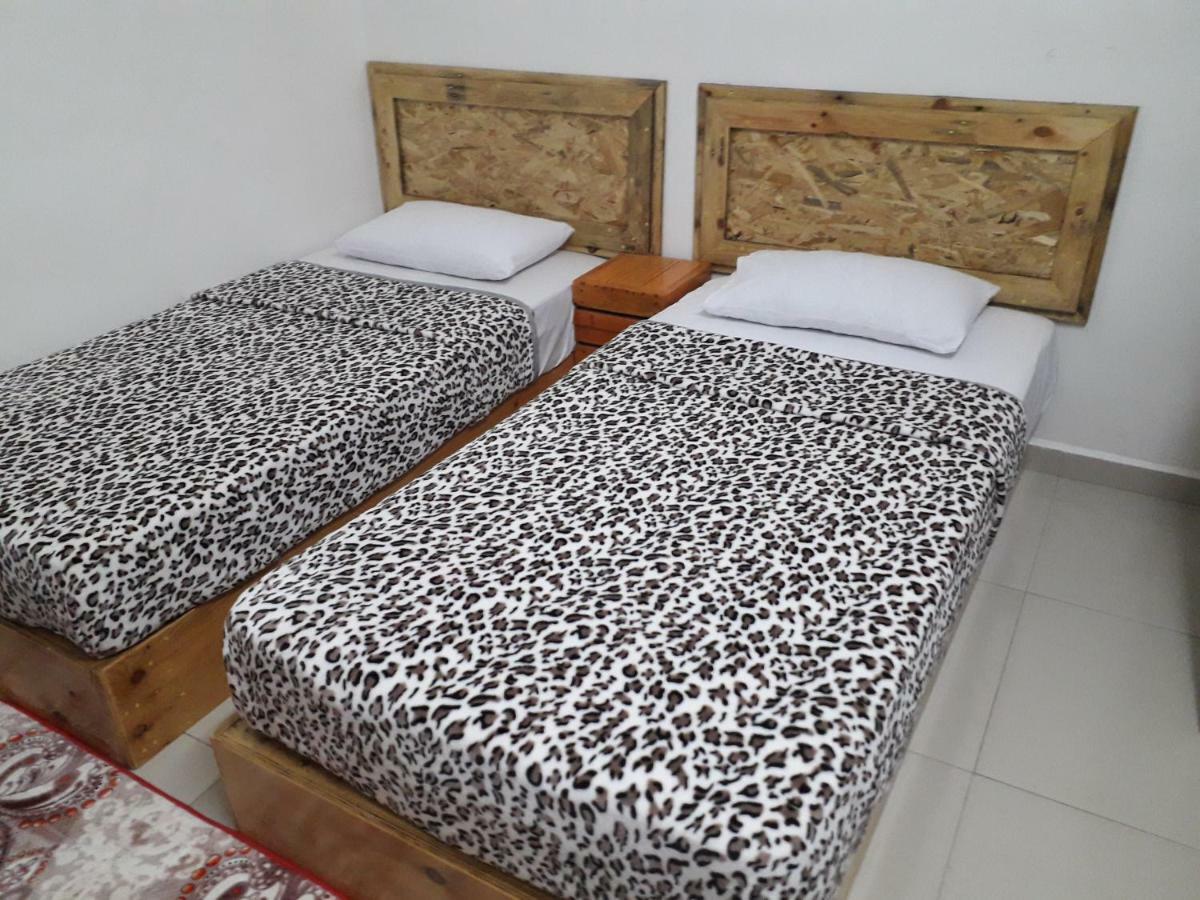 Homestay Rgee Kuantan Exterior photo